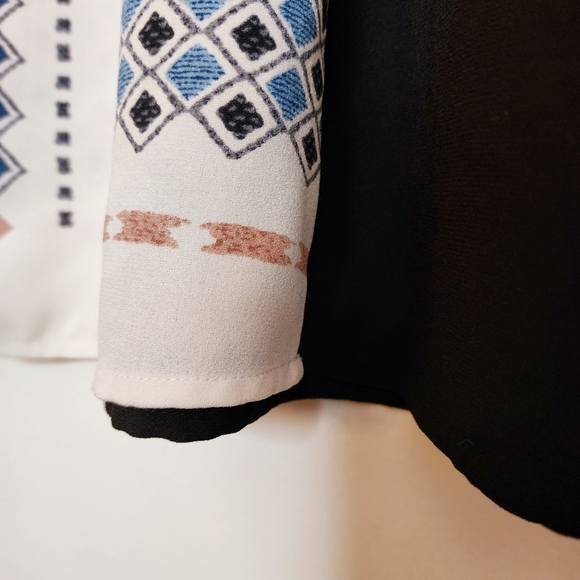 BCBGMaxazria Calf- Length Sheer Geometric Print Dress Size Small - Picture 7 of 8